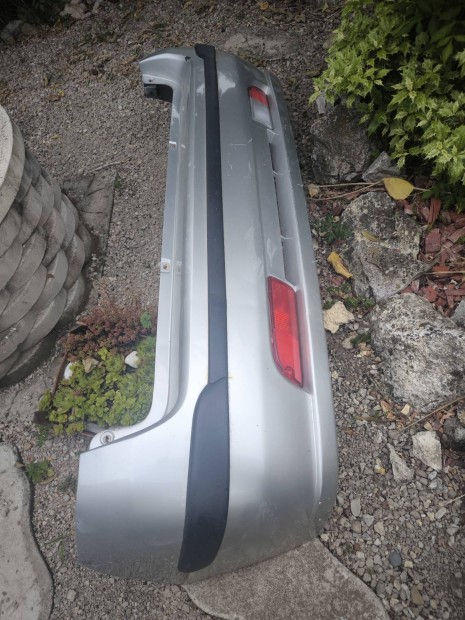 Suzuki Ignis 2003 tól hátsó lökhárító z2s plusz ködlámpa tolató lámpa