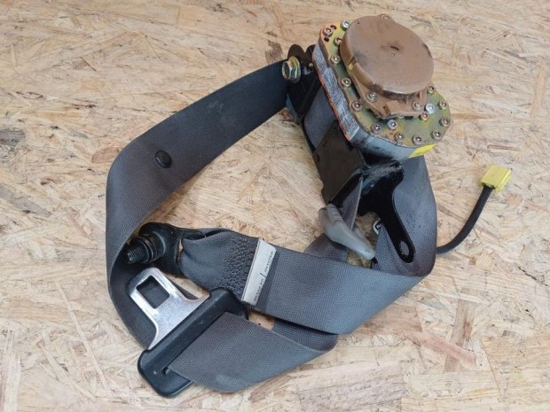 Suzuki Ignis I (2000-2003) Bal Els� Biztons�gi �v