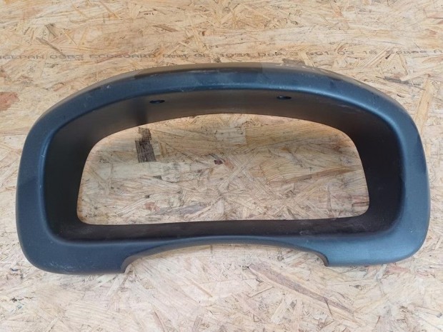 Suzuki Ignis I (2000-2003) Kilom�ter�ra Keret