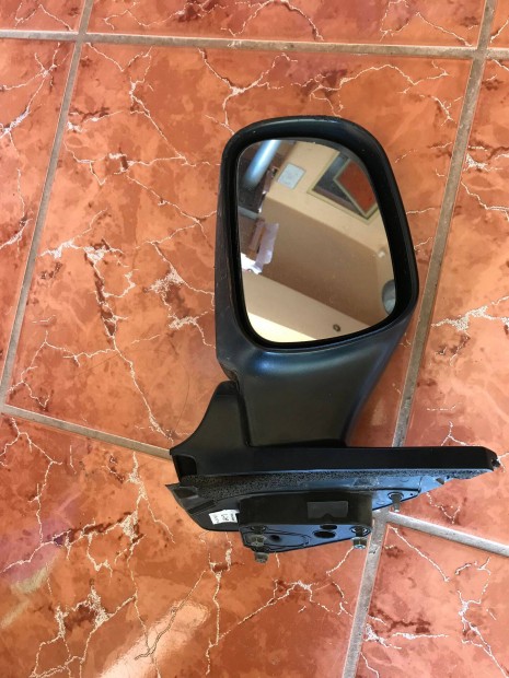 Suzuki Ignis bal elektromos tükör eladó