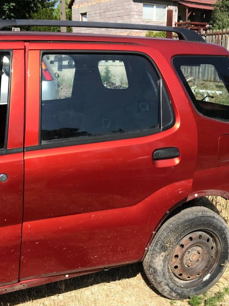 Suzuki Ignis bal hátsó ajtó Zfs