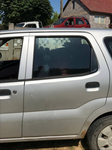 Suzuki Ignis bal hátsó ajtó eladó Z2S ezüst