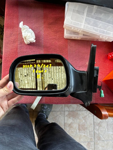 Suzuki Ignis bal oldali visszapillant tkr