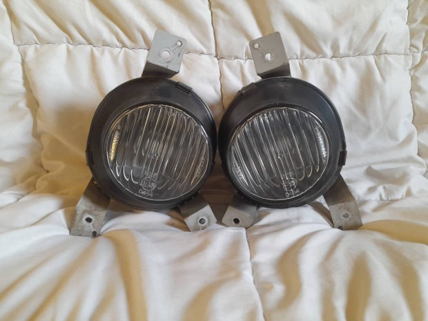 Suzuki Ignis els� k�dl�mpa szett