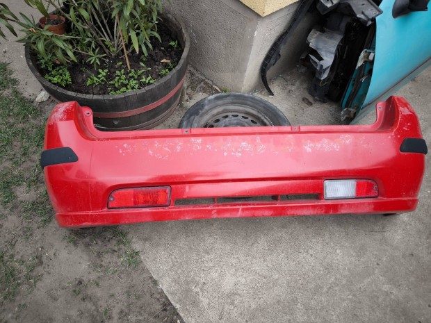 Suzuki Ignis hátsó lökhárító és ködlámpa tolató lámpa külön is