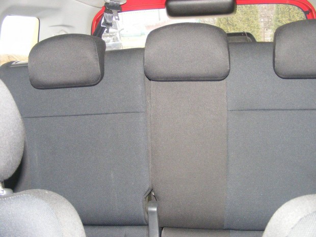 Suzuki Ignis hátsó ülés eladó