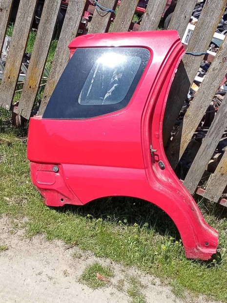 Suzuki Ignis jobb hátsó sárvédő