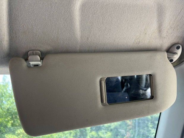 Suzuki Ignis napellenző