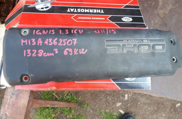 Suzuki Ignis szelepfedél műanyag eladó !