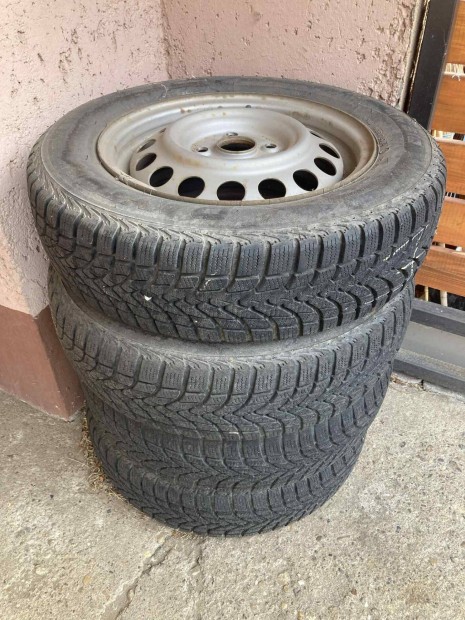 Suzuki Ignis téligumi felnivel