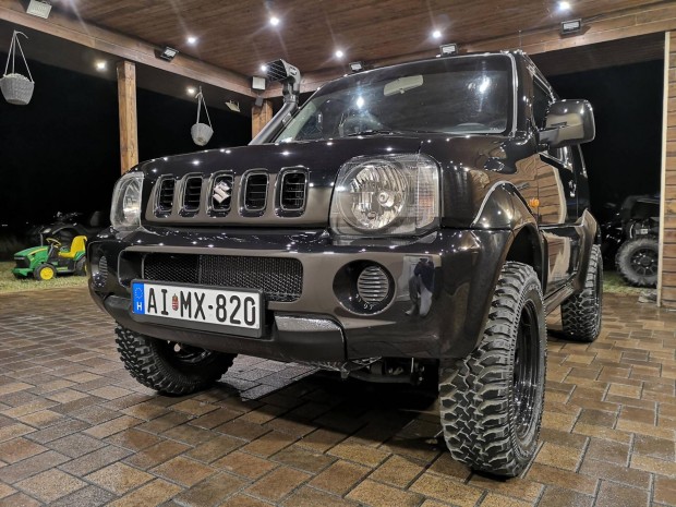Suzuki Jimny 1.3 Null�r�l fel�j�tott �llapot ....