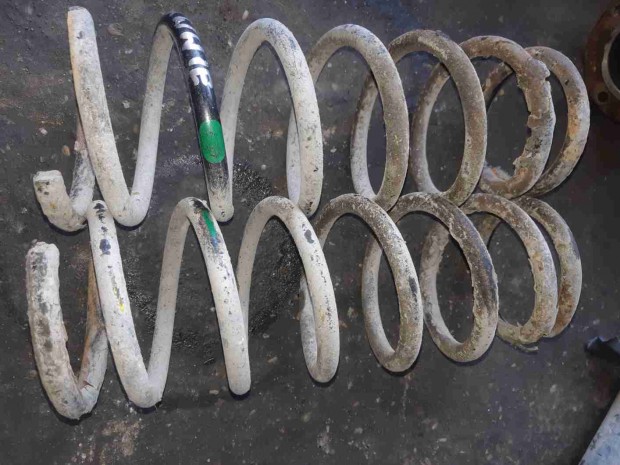 Suzuki Jimny H�ts� Rug� P�r