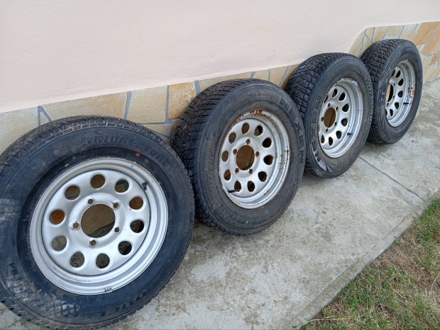 Suzuki Jimny R15 samurai garnitra elad 
