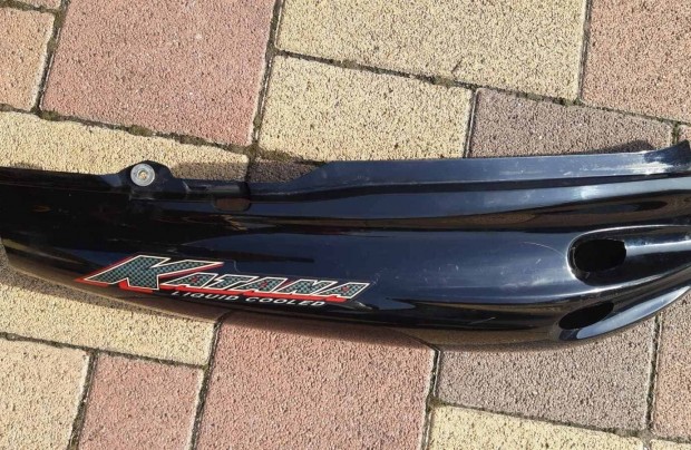Suzuki Katana ülés alatti idom