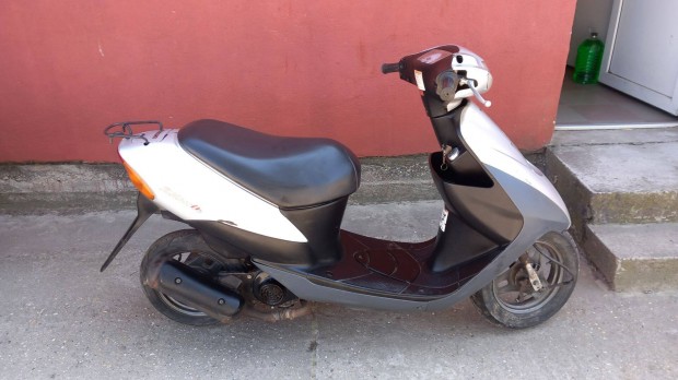 Suzuki Lets 2 robog elad!