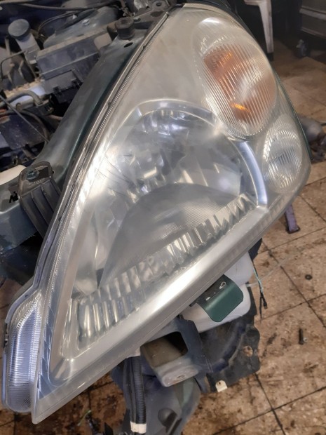 Suzuki Liana Bal Els� L�mpa / F�nysz�r�