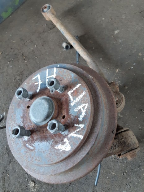 Suzuki Liana Jobb H�ts� Csonk�llv�ny Ker�kaggyal + ABS Jelad�