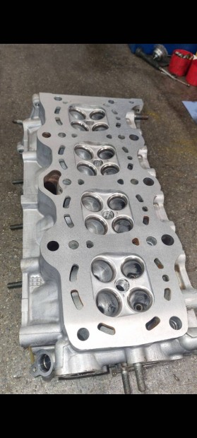 Suzuki M13 M15 hengerfej eladó