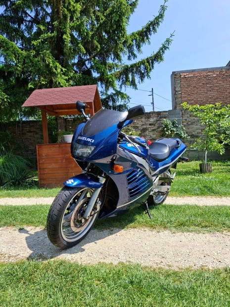 Suzuki RF 600 elad