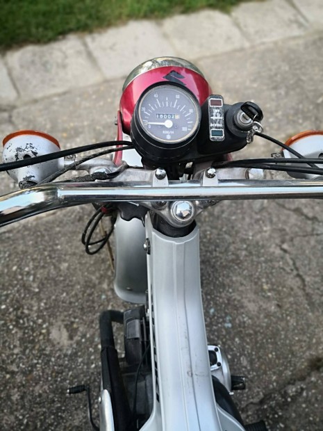 Suzuki Rv 50 Robog�. 