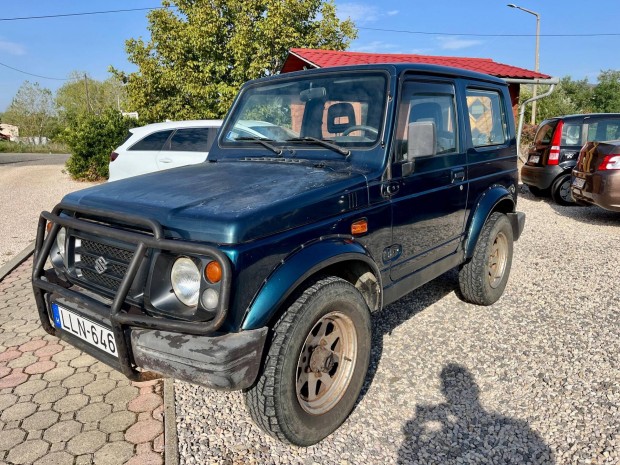 Suzuki SJ Samurai