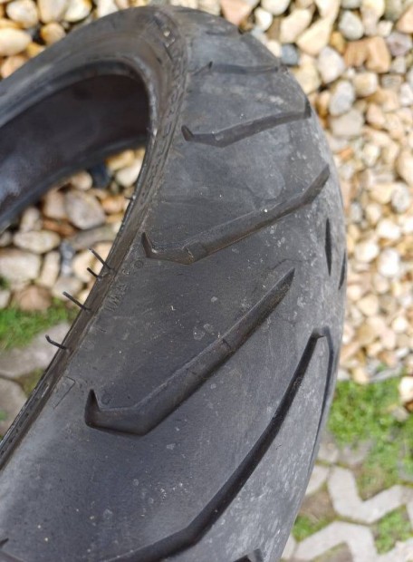 Suzuki SV650 felni féktárcsa Pirelli gumi megmaradt cuccok