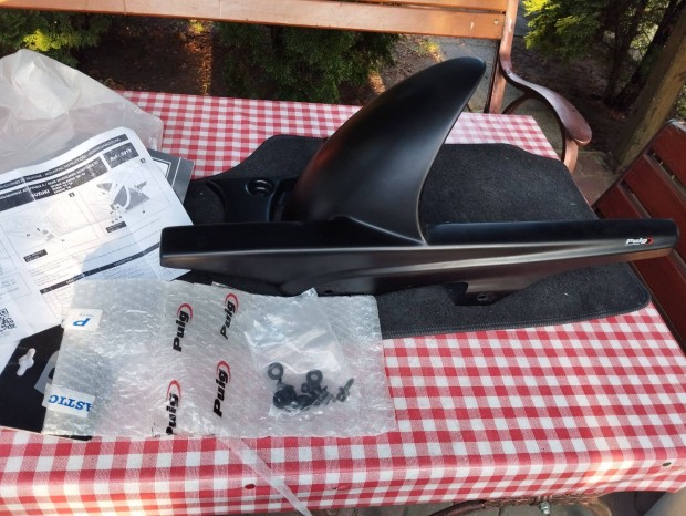 Suzuki SV 650 Suzuki Gladius Puig hátsó sárvédő