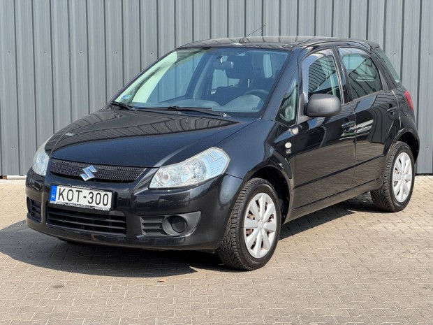Suzuki SX4 1.5 GLX AC