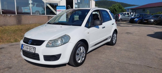 Suzuki SX4 1.5 GLX AC Autóbeszámítás lehetséges!