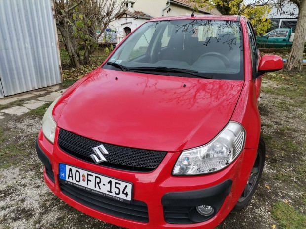 Suzuki SX4,1.6