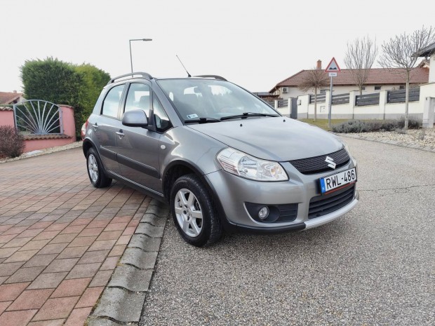 Suzuki SX4 1.6 GS 4WD 107e Km. �sszker�khajt�s!