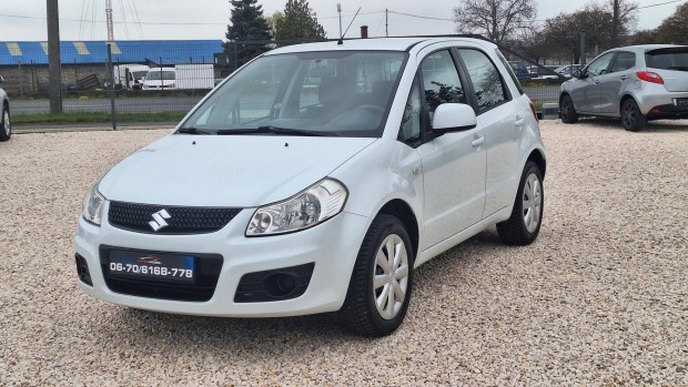 Suzuki SX4 1.6 GS CD ESP Gy�ngyh�z feh�r met�l....