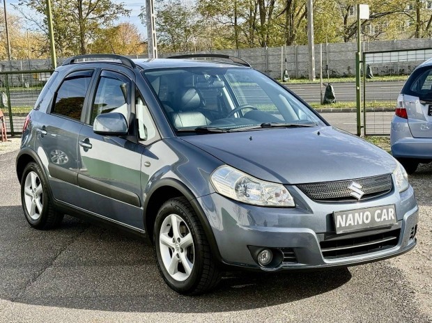 Suzuki SX4 1.6 GS Teljes bőr belső. tolató kame...