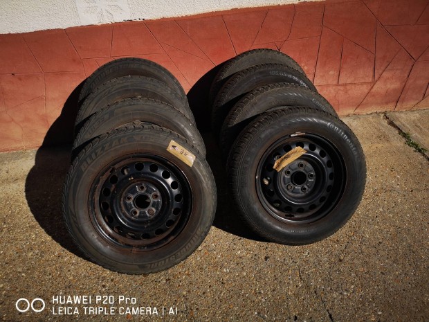Suzuki SX4 5x114,3 R15 felni garnitra 