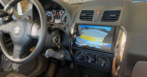 Suzuki SX4 Carplay Multimédia Android GPS Rádió Tolatókamerával