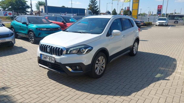 Suzuki SX4 S-Cross 1.4 Hybrid GL+ Vezetett szer...