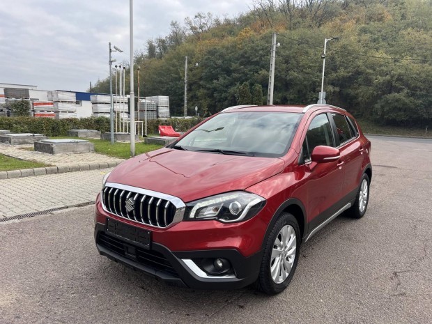 Suzuki SX4 S-Cross 1.4 Hybrid GL+ Xenon!!! TEMP...