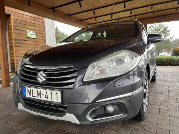 Suzuki SX4 S-Cross 1.6 DDiS GLX 4WD El�re Egyez...