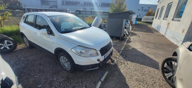 Suzuki SX4 S-Cross 1.6 DDiS GL 158000km! Indul!