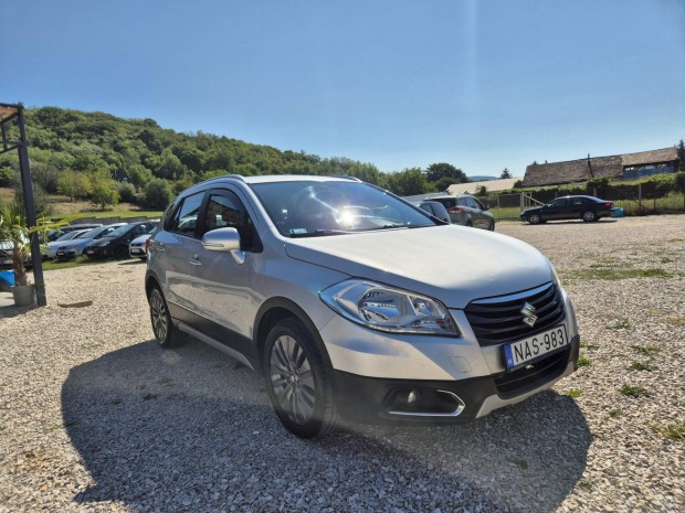 Suzuki SX4 S-Cross 1.6 GLX