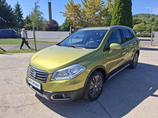 Suzuki SX4 S-Cross 1.6 GLX 4WD CVT napfnytet...