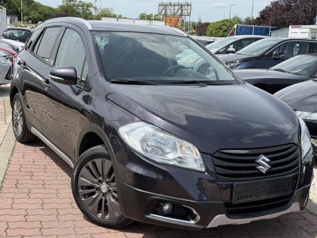 Suzuki SX4 S-Cross 1.6 GLX napfénytető, Eass Ül...