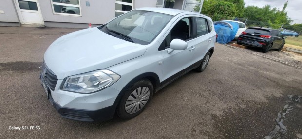 Suzuki SX4 S-Cross 1.6 GL Plusz Indul-zemkpes...