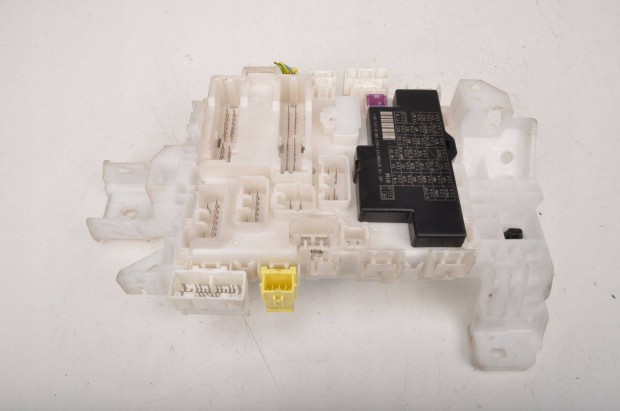 Suzuki SX4 S-Cross BSI modul, biztostktbla AA1A09T2T
