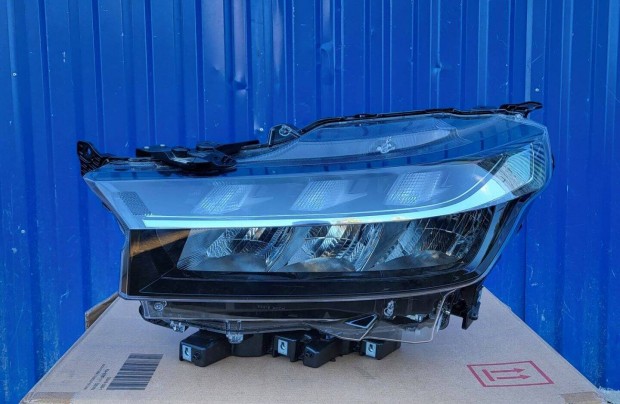 Suzuki SX4 S-Cross gyri 3530063T00 LED bal fnyszr 6429L