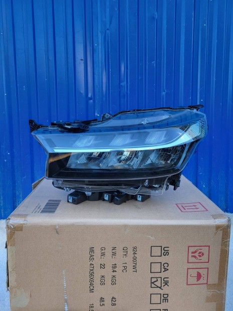 Suzuki SX4 S-Cross gyri 3530063T00 LED bal fnyszr 6429L