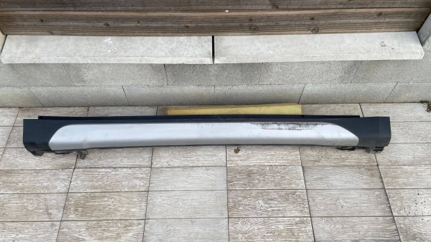 Suzuki SX4 S cross jobb küszöbtakaró 77231-61M0 7723261M
