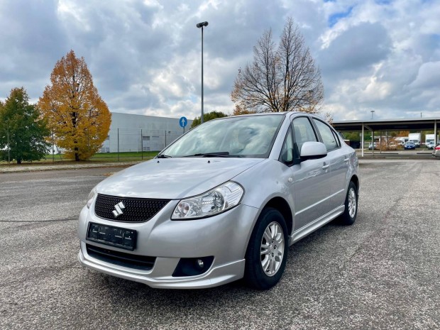 Suzuki SX4 Sedan 1.6 GLX