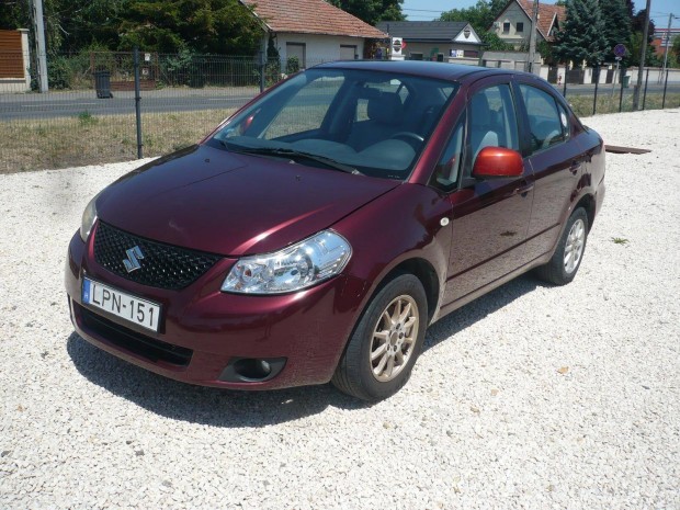 Suzuki SX4 Sedan 1.6 GLX AC