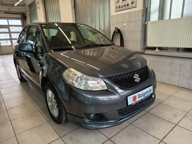 Suzuki SX4 Sedan 1.6 GS Garanci�val Szigetv�ron